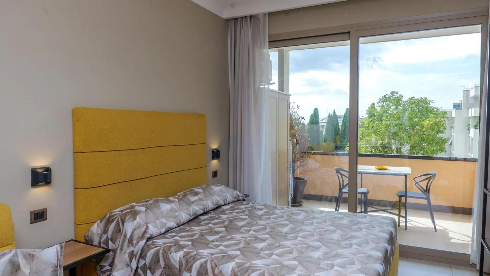 Domus Aurelia Apartment Rome